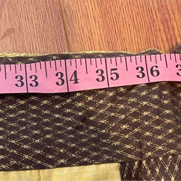 Small homemade quilt - Picture 9 of 9